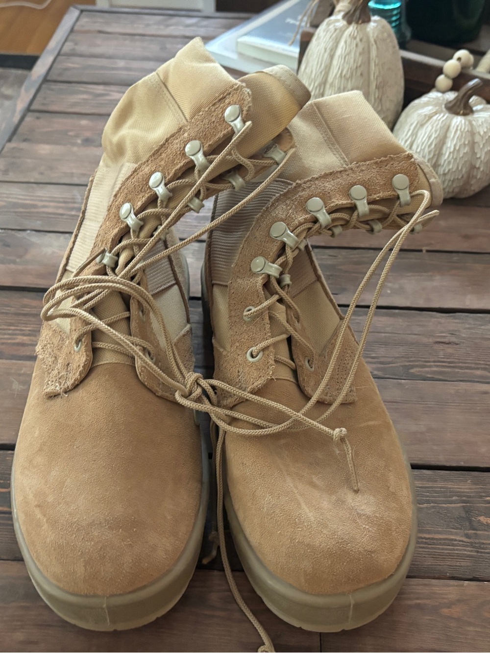 Men’s army boot